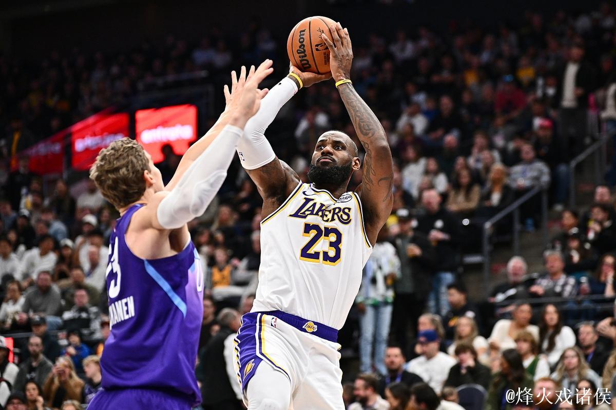 浓眉33+11詹皇27+14 湖人险胜爵士重返西部第五 浓眉33+11詹皇27+14 湖人险胜爵士重返西部第五